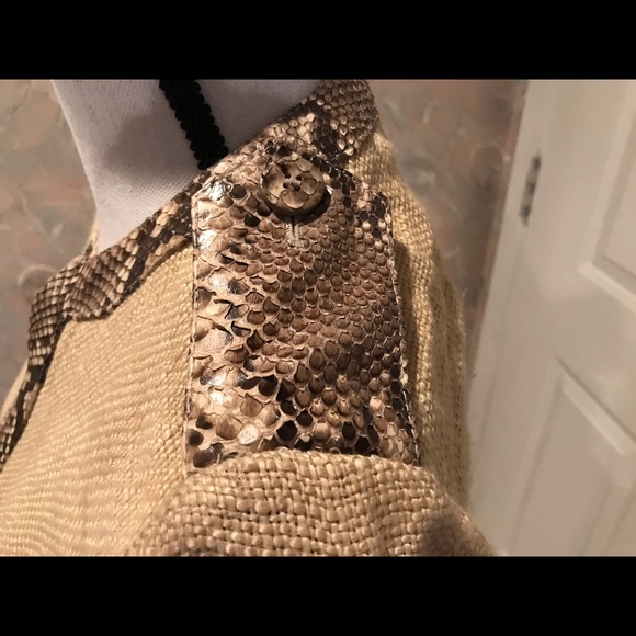 Dolce and Gabbana Python embellished jacket - Picture 4 of 7